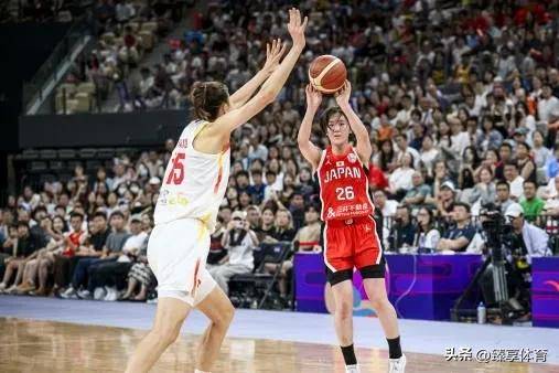 必威体育-关于女篮亚洲杯决赛：澳大利亚半场54-43领先日本，田中心19分的信息