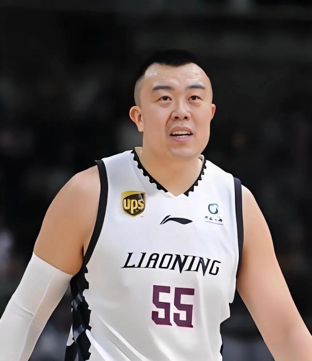 韩德君17+14辽宁险胜宁波原帅20分山西胜上海(韩德君什么时候在辽宁打球)